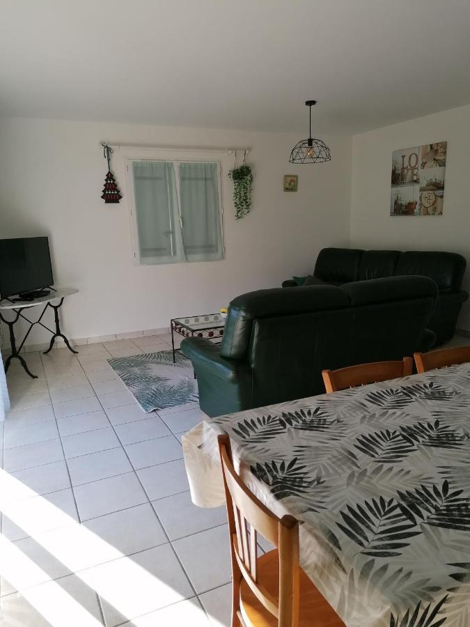 Maison D'Hotes Saint-Julien-l'Ars Zewnętrze zdjęcie