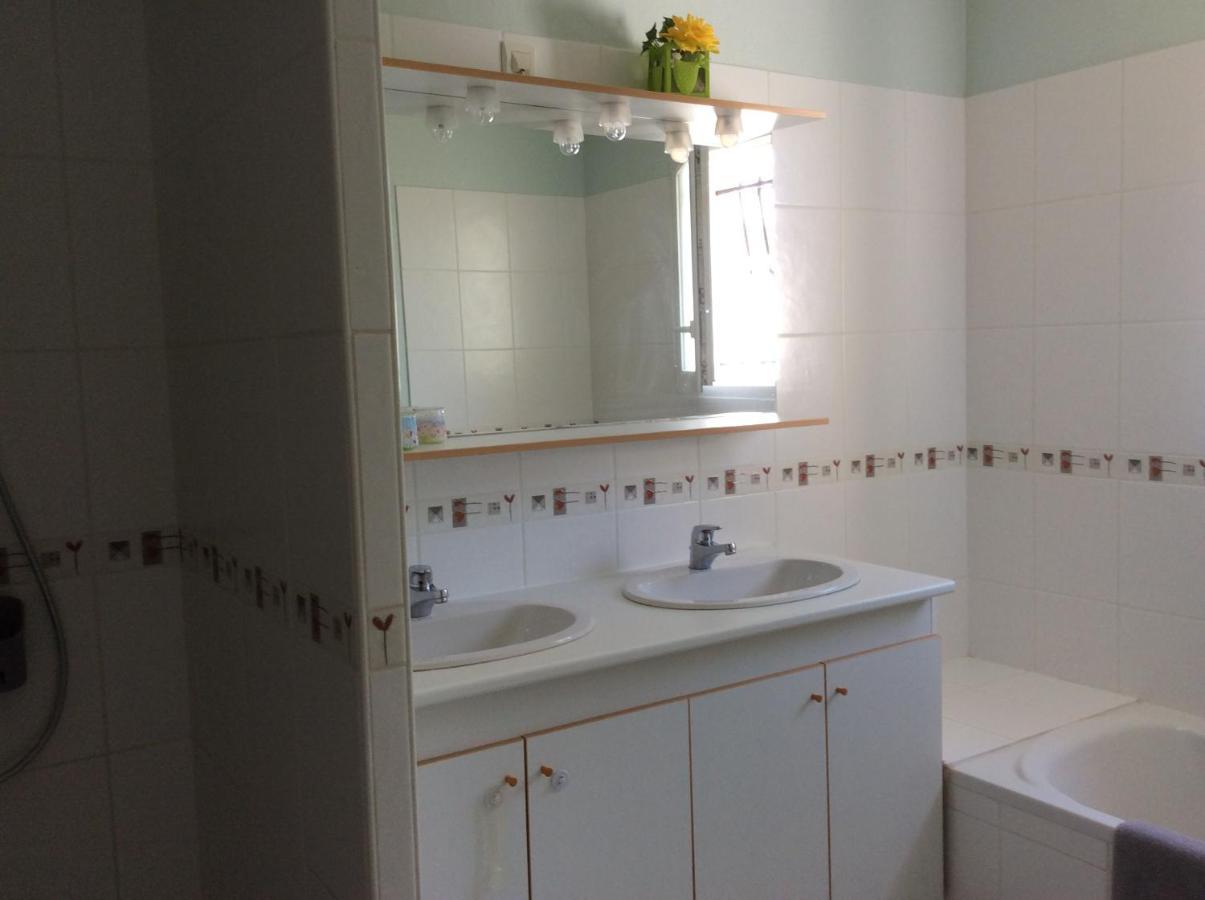 Maison D'Hotes Saint-Julien-l'Ars Zewnętrze zdjęcie
